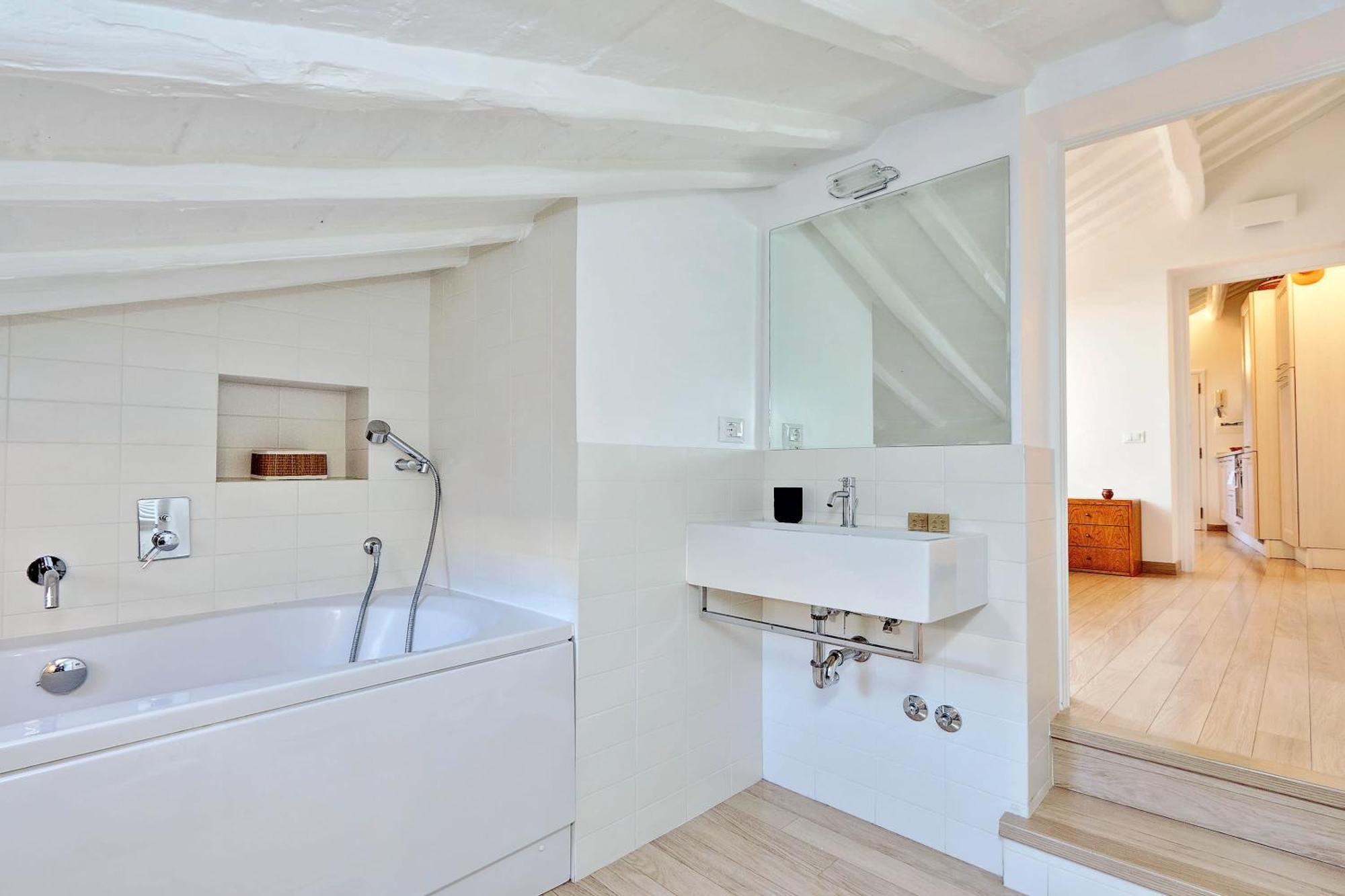 Pantheon Charming Attic | Romeloft Apartment ภายนอก รูปภาพ